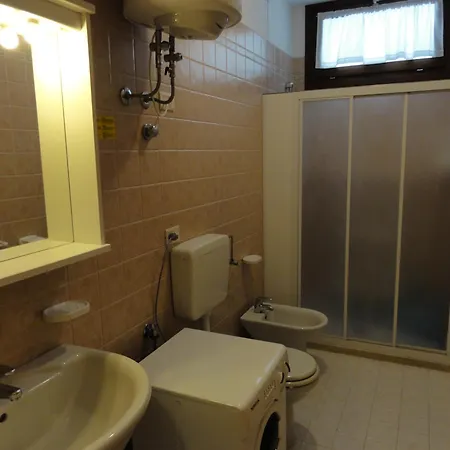 Apartment Albanella - *